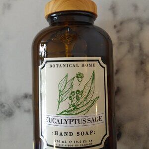 Luxury Eucalyptus Sage Hand Soap - Glass Apothecary style bottle 19.5 fl oz NWT